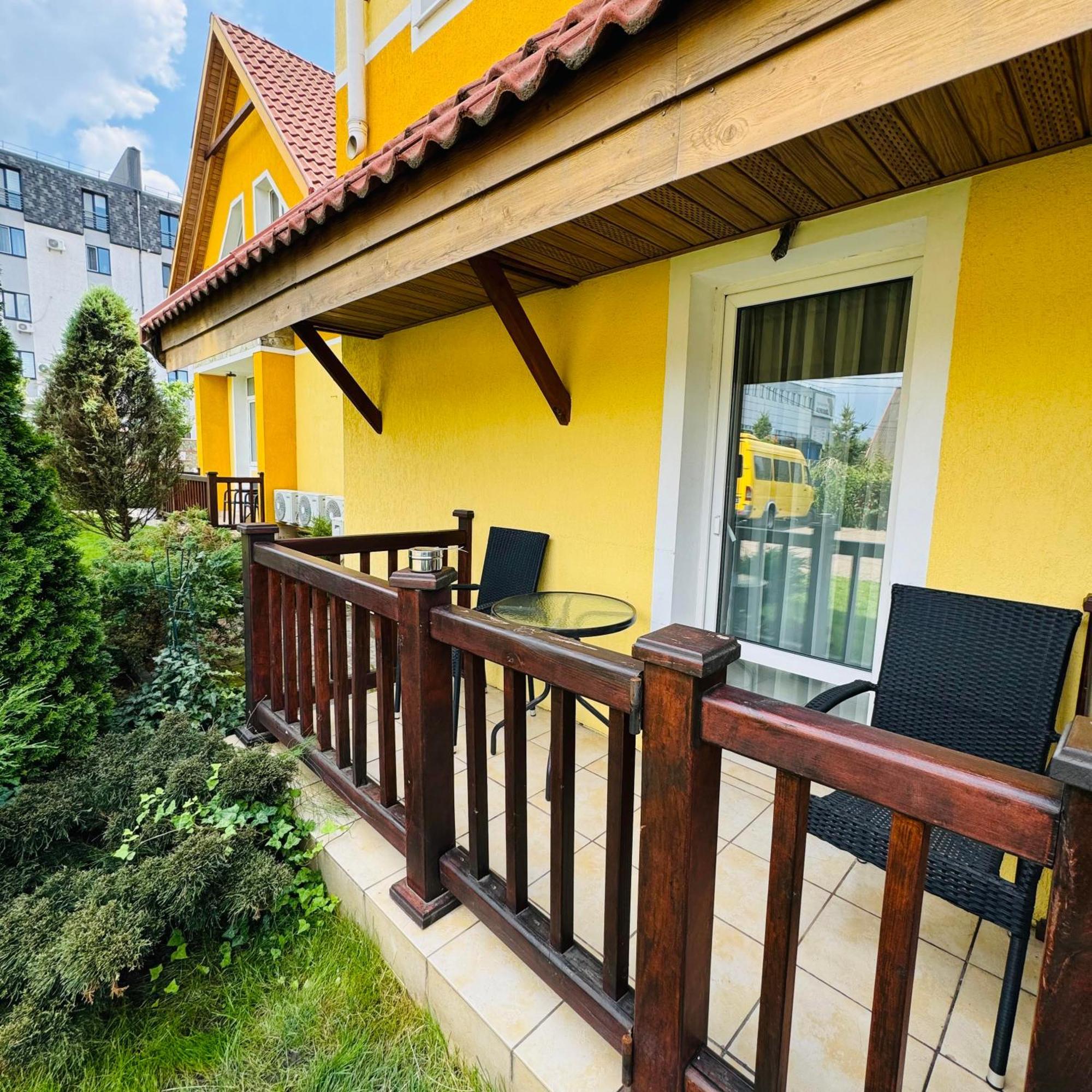 Kiev 365 Park Hotel Sofiivska Borshchahivka المظهر الخارجي الصورة